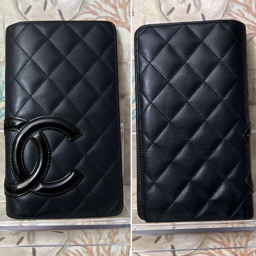 CHANEL Black Quilted Leather Wallet with Raised CC Logo - Picture 2 of 15